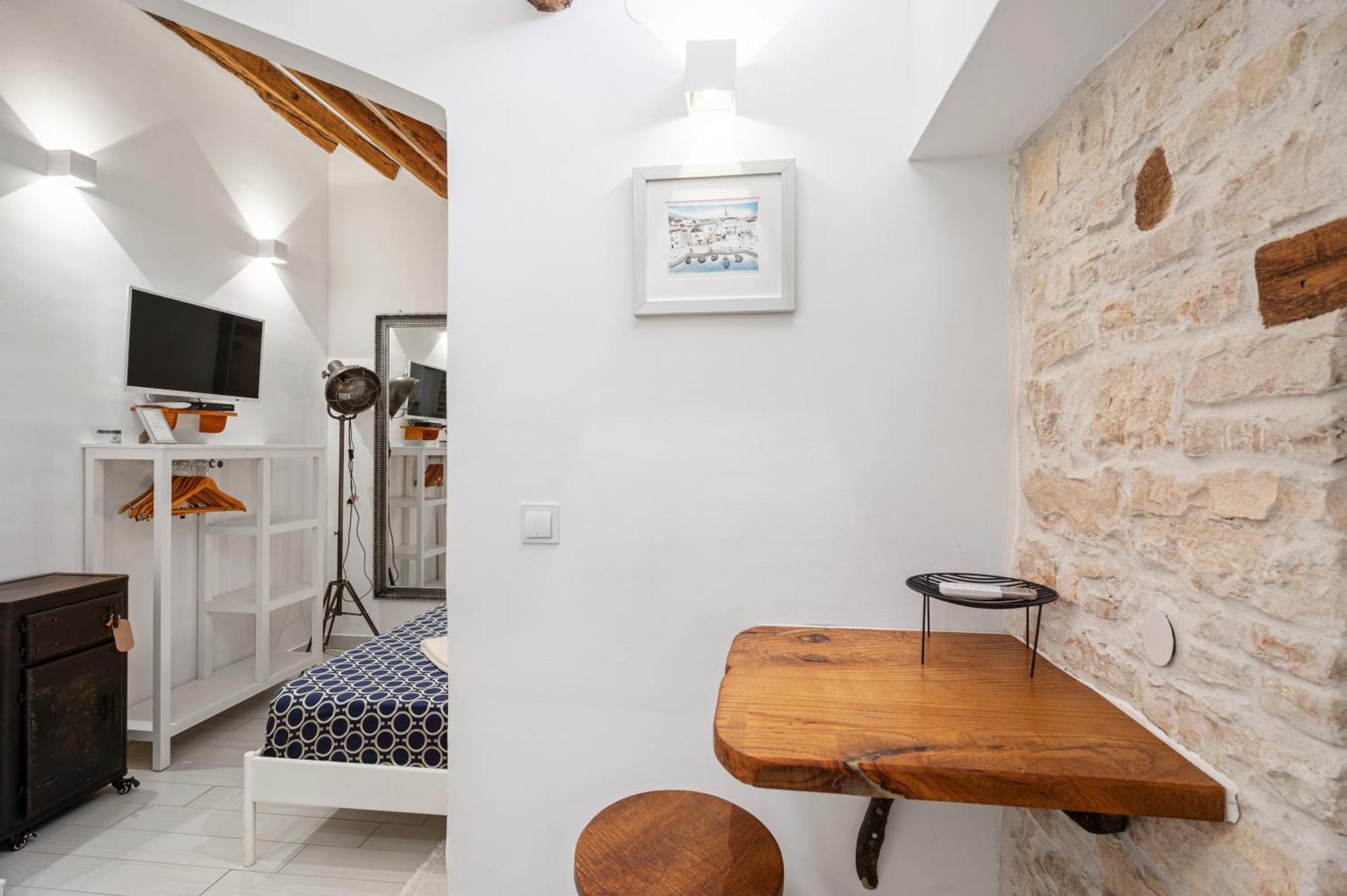 Studio Apartman Tutto Bene โรวีน ภายนอก รูปภาพ